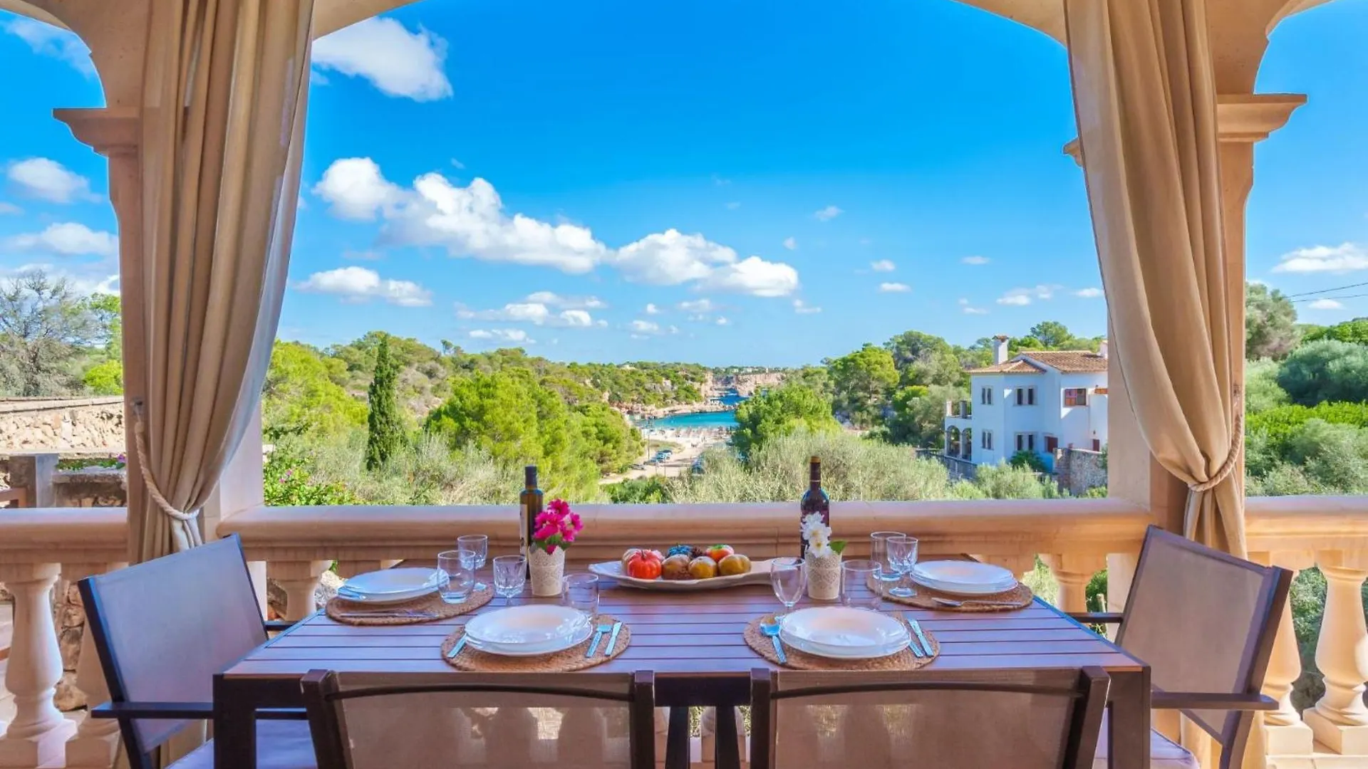 Apartment Vista Playa - Lom180 By Interhome Cala Llombards